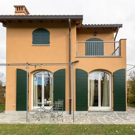 Villa Hintown Golf Club Bogogno